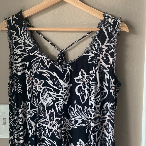MOTHERHOOD MATERNITY Black and White Floral Sleeveless Lightweight Dress - Picture 1 of 7